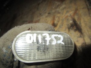 Повторитель на крыло белый Renault Clio II/Symbol 1998-2008 (8200257684) — фото 4