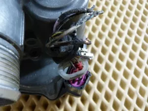 Заслонка дроссельная электрическая VW Octavia (A5 1Z-) 2004-2013,A6 [C6,4F] 2004-2011,A3 [8PA] Sportback 2004-2013,Passat [B6] 2005-2010,A3 [8P1] 2003-2013,A4 [B7] 2005-2007,Tiguan 2007-2011,Altea 2004-2015 (06F133062AG) — фото 5