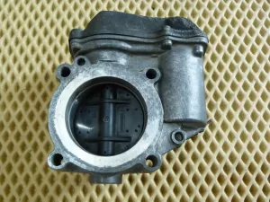 Заслонка дроссельная электрическая VW Octavia (A5 1Z-) 2004-2013,A6 [C6,4F] 2004-2011,A3 [8PA] Sportback 2004-2013,Passat [B6] 2005-2010,A3 [8P1] 2003-2013,A4 [B7] 2005-2007,Tiguan 2007-2011,Altea 2004-2015 (06F133062AG) — фото 6