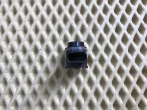 Датчик парковки Audi A3 [8PA] Sportback 2004-2013 Audi A4 [B8] 2007-2015 Audi A5/S5 [8F] Cabrio 2010-2016 Audi A5/S5 [8T] Coupe/Sportback 2007-2016 Audi A6 [C7,4G] 2011-2018 Audi A7 (4G8) 2011-2018 Audi A8 [4H] 2010-2017 Audi Allroad quattro 2012-2019 Audi Q3 (8U) 2012-2018 Audi Q5 [8R] 2008-2017 Audi Q7 [4L] 2005-2015 Audi R8 2007-2015 Audi TT(8J) 2006-2015 Porsche 911 (991) 2012-2019 Porsche Boxster (981) 2012-2016 Porsche Cayenne 2010-2017 Porsche Cayman (981) 2013-2016 Porsche Panamera 2010-2016 (4H0919275) — фото 3