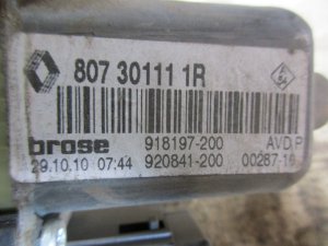 Моторчик стеклоподъемника передний правый Renault Fluence 2010-2017 (807301111R) — фото 4