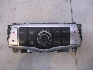 Блок управления климатической установкой Nissan Teana (2008-2012) — фото 1