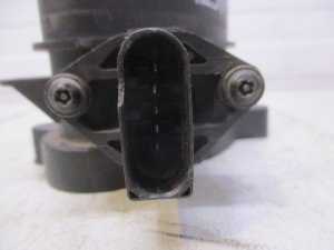 Расходомер воздуха Mazda MPV (1999-2002) — фото 2