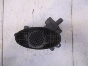 Расходомер воздуха Mazda MPV (1999-2002) — фото 1