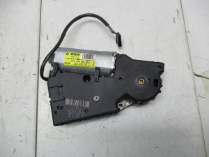 Моторчик люка Porsche Cayenne (2002-2007) — фото 1