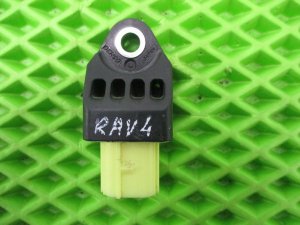 Датчик AIR BAG Toyota RAV4 (2012-2015) — фото 1