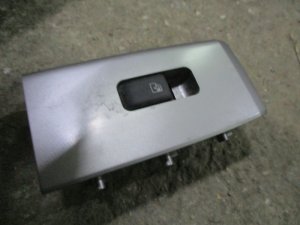 Кнопка стеклоподъемника Geely Emgrand EC7 (2009-2017) и др. — фото 1