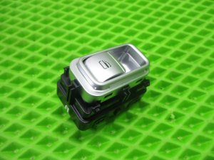 Кнопка стеклоподъемника Chery Tiggo 8 Pro Max (2021-2024) — фото 3