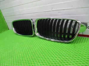 Решетка радиатора BMW 3-Series (2011-2015) — фото 3