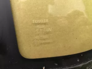 Стекло кузовное глухое правое Toyota RAV4 (2012-2015) — фото 7