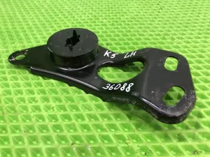 Подвеска передних колёс Kia K5 (2019) — фото 9