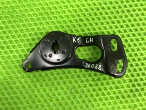 Подвеска передних колёс Kia K5 (2019) — фото 3