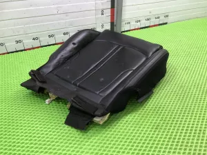 Кузов внутри Kia K5 (2019) — фото 3