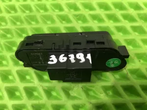 Электрооснащение Geely Monjaro (2021) — фото 8