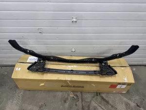 Панель  передняя ОРИГИНАЛ НОВАЯ Toyota Hilux 8 521010k010 — фото 2