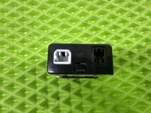 USB зарядное устройство Chery Tiggo 7L (2024) — фото 6