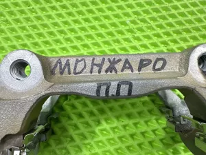 Скоба суппорта переднего правого Kia Sorento (2020) — фото 15