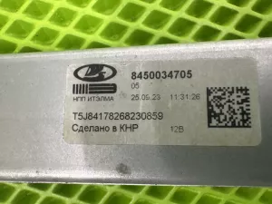 Стеклоподъемник электрический передний правый Lada Vesta (2015) — фото 17