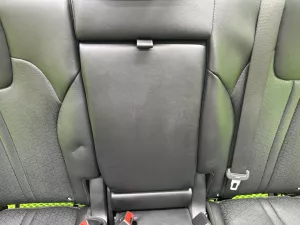 Кузов внутри Kia Sorento (2020) — фото 10