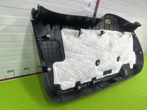 Обшивка двери багажника Hyundai Tucson (2020) — фото 9