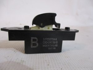 Кнопка стеклоподъемника Mitsubishi ASX (2010-2013) — фото 2