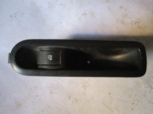 Кнопка стеклоподъемника Renault Megane (2002-2006) — фото 1