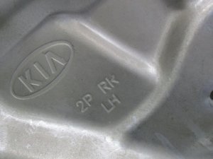 Стеклоподъемник электрический задний левый Kia Sorento (2009-2013) — фото 7