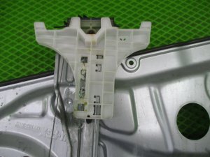 Стеклоподъемник электрический задний левый Kia Sorento (2009-2013) — фото 8