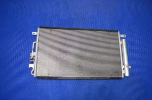 Радиатор кондиционера Geely Emgrand SS11 — фото 4