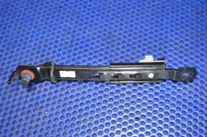 Механизм регулировки ремня безопасности Kia Ceed ED 2007-2012 — фото 1