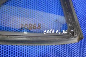 Стекло кузовное глухое левое Kia Ceed ED 2007-2012 — фото 7