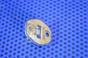 Петля замка двери Geely Emgrand SS11 — фото 4