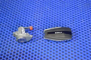 Ключ зажигания с личинкой двери Geely Emgrand SS11 — фото 1