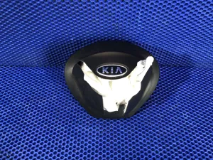 Подушка безопасности водителя KIA CEED ED Хэтчбек 2006-2012 — фото 1