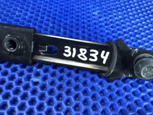 Механизм регулировки ремня безопасности KIA CEED ED Хэтчбек 2006-2012 — фото 4