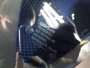 Стекло кузовное глухое левое KIA CEED ED Хэтчбек 2006-2012 — фото 6
