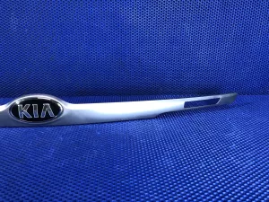 Накладка двери багажника Kia Seltos 2019 - — фото 3