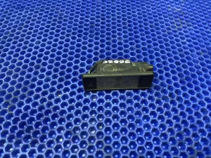 Фонарь подсветки номера Citroen C4 1 Хэтчбек 5дв 2004-2011 — фото 1
