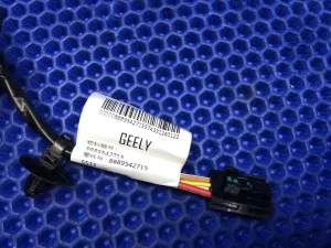 Проводка суппорта заднего правого Geely Emgrand SS11 — фото 8