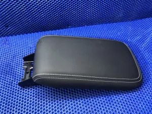 Подлокотник центральной консоли BELGEE X50 / Geely Coolray SX11 — фото 3