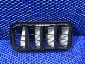 Решетка вентиляционная BELGEE X50 / Geely Coolray SX11 — фото 1