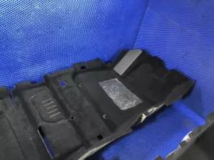 Ковер салона Geely Preface — фото 4
