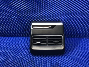 Дефлектор воздушный в консоль Geely Preface — фото 1