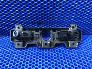Разъём USB Geely Preface — фото 4