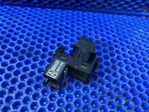 Кнопка стеклоподъемника 4N15 Mitsubishi Pajero Sport 3  — фото 6