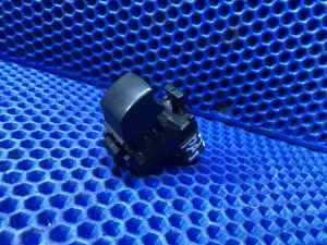 Кнопка стеклоподъемника 4N15 Mitsubishi Pajero Sport 3  — фото 1