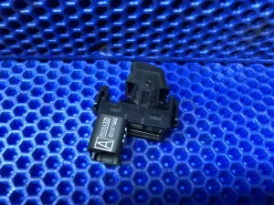 Кнопка стеклоподъемника 4N15 Mitsubishi Pajero Sport 3  — фото 5
