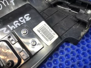 Накладка торпедо Hyundai Tucson 4 NX4 — фото 11