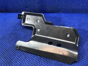 Накладка торпедо левая Mitsubishi Pajero Sport 3  — фото 1