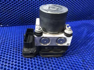 Блок ABS 4N15 Mitsubishi Pajero Sport 3  — фото 11